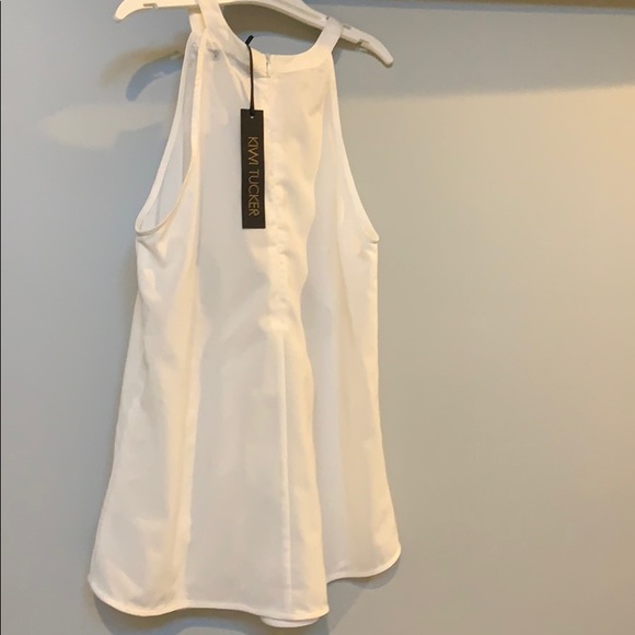 tucker top Xs - Picture 3 of 5